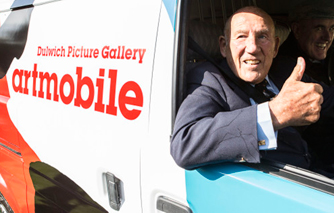 Sir Stirling Moss behind the wheel of new Gallery Artmobile